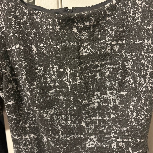 Maggy London Woman’s Midi Dress,Grey and White Abstract Print,Size 6 - Picture 6 of 7